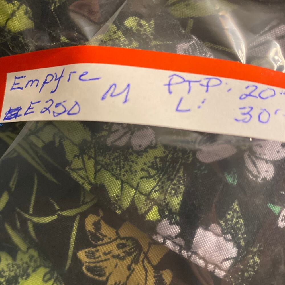 E250 Empyre Medium Black Multicolor Floral Short Sleeve Button Front Shirt - Picture 7 of 7